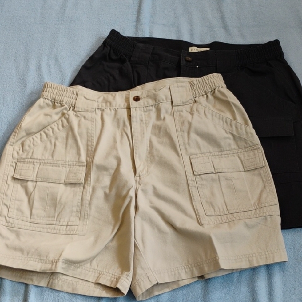 Navy and Cream Cargo Shorts with Utility Design